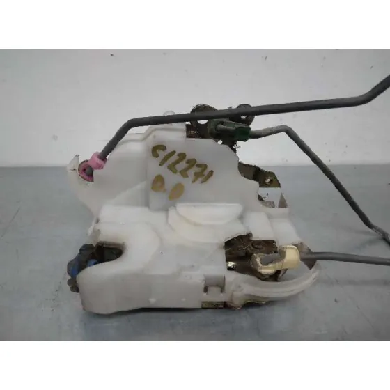 Cerradura Puerta Delantera Derecha para Nissan Cabstar ->09.06