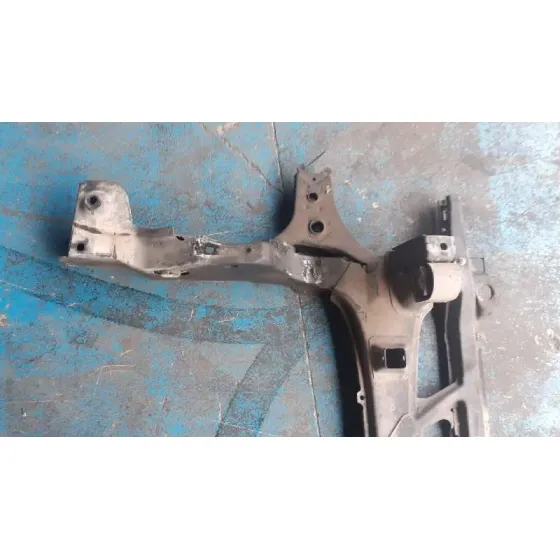Puente Delantero para Mercedes-Benz Clase A (W169)