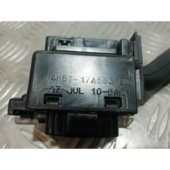 Mando Limpia para Ford Focus Berlina (Cap)