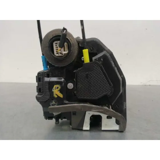 Cerradura Puerta Trasera Derecha para Toyota Auris