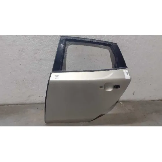 Puerta Trasera Izquierda para Volvo V40
