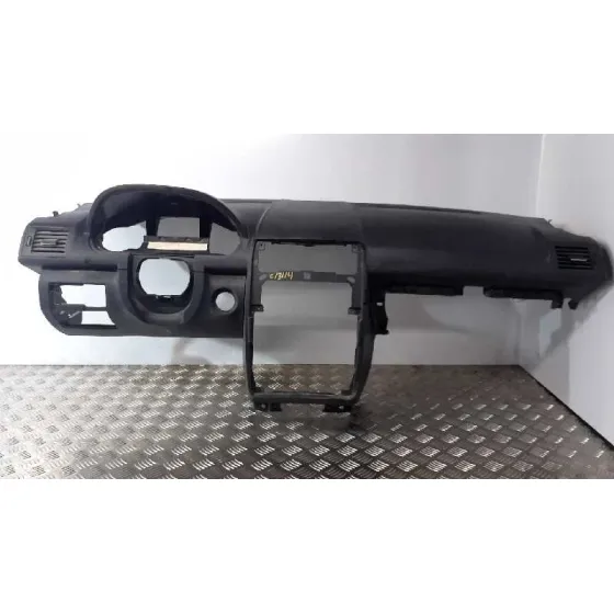 Salpicadero para Mercedes-Benz Clase A (W169)