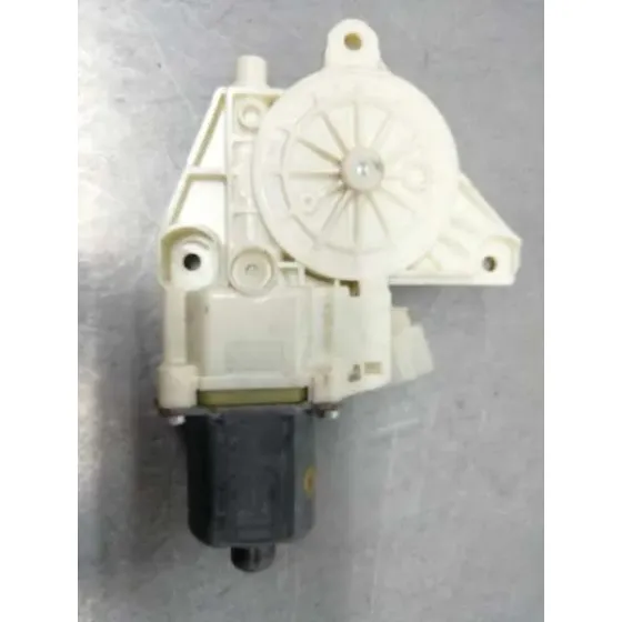 Motor Elevalunas Delantero Derecho para Mercedes-Benz Clase B (W246)