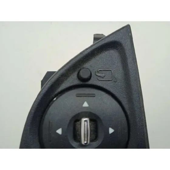 Mando Elevalunas Delantero Izquierdo para Ford Focus Lim. (Cb8)