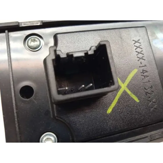 Mando Elevalunas Delantero Izquierdo para Ford Focus Lim. (Cb8)