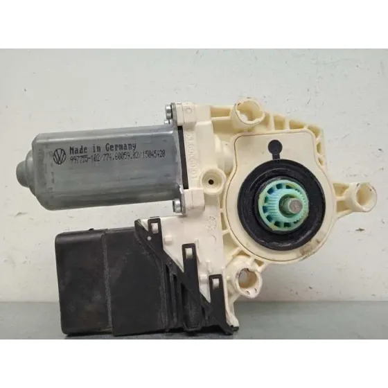 Motor Elevalunas Trasero Derecho para Volkswagen Passat Berlina (3C2)