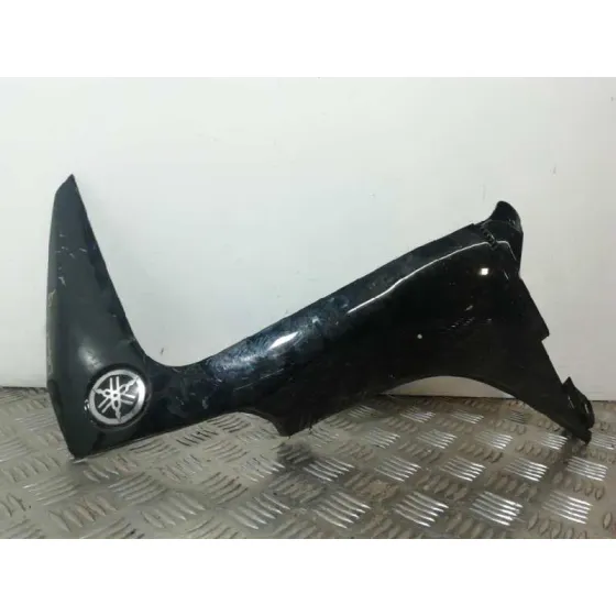 Molduras Delanteras para Yamaha Tmax