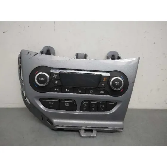 Mando Climatizador para Ford Focus Lim. (Cb8)