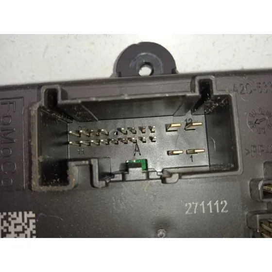 Modulo Confort para Ford Focus Lim. (Cb8)