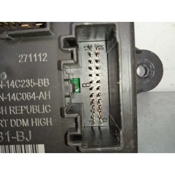 Modulo Confort para Ford Focus Lim. (Cb8)