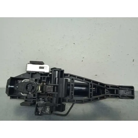 Maneta Exterior Delantera Izquierda para Ford Focus Lim. (Cb8)