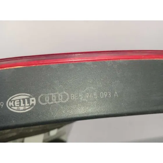 Piloto Trasero Izquierdo Interior para Audi A4 Berlina (8E)