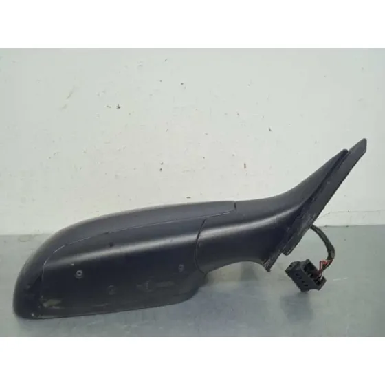 Retrovisor Derecho para Audi A3 (8L)