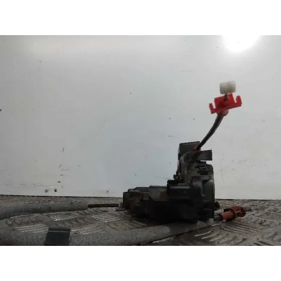 Cerradura Puerta Trasera Derecha para Ford Mondeo Ber. (Ca2)