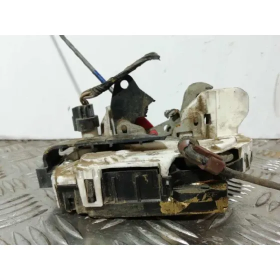 Cerradura Puerta Trasera Derecha para Dodge Caliber