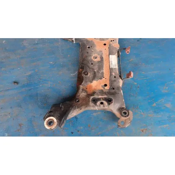 Puente Delantero para Volvo V40