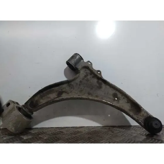 Brazo Suspension Inferior Delantero Derecho para Saab 9-5 Lim. (03. 2010->)