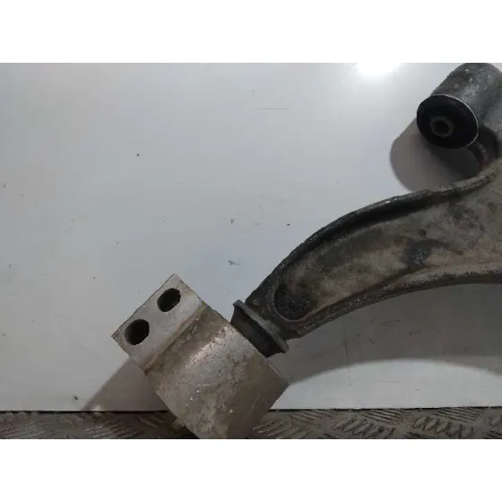 Brazo Suspension Inferior Delantero Derecho para Saab 9-5 Lim. (03. 2010->)