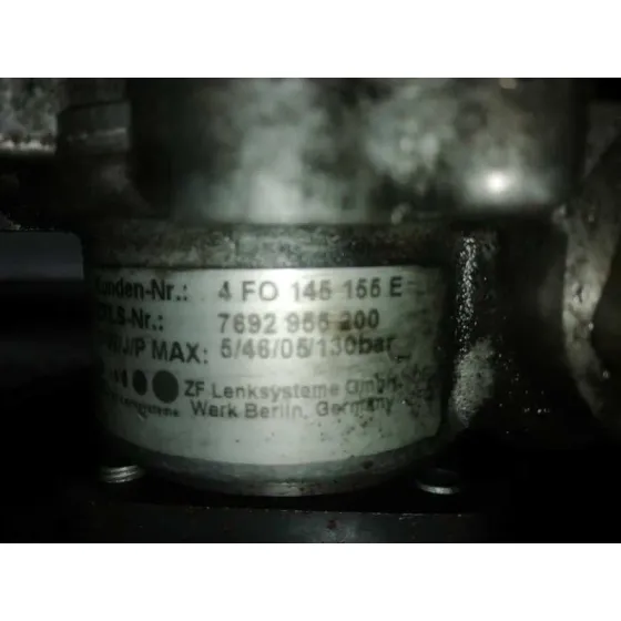 Bomba Direccion para Audi A6 Avant (4F5)