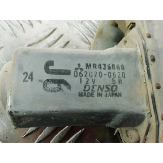 Elevalunas Delantero Derecho para Mitsubishi Montero (V60/V70)