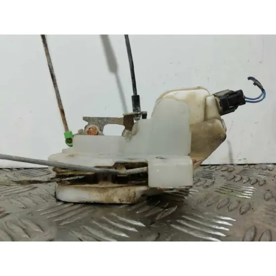 Cerradura Puerta Delantera Derecha para Mitsubishi Montero (V60/V70)