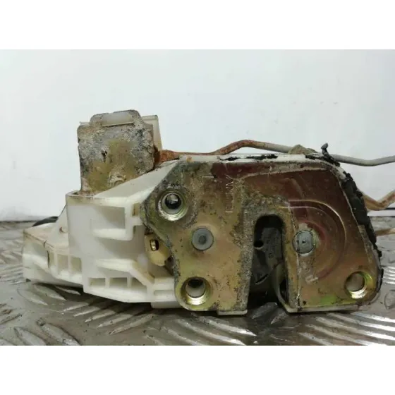 Cerradura Puerta Delantera Izquierda para Mitsubishi Montero (V60/V70)