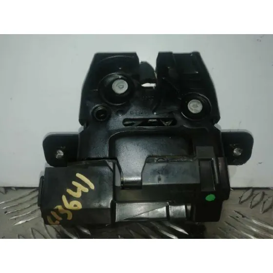 Cerradura Maletero / Porton para Ford Fiesta (Cb1)