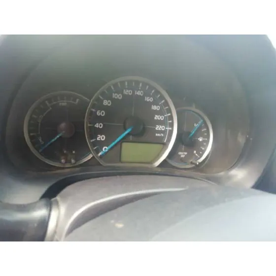 Cuadro Instrumentos para Toyota Yaris
