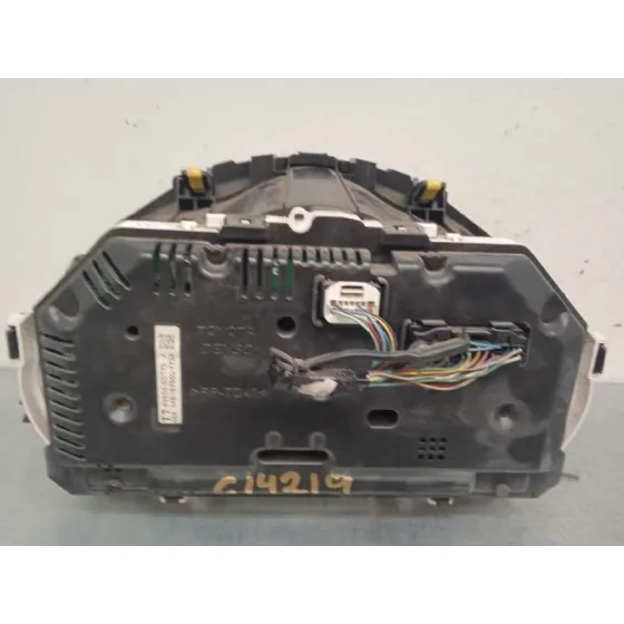 Cuadro Instrumentos para Toyota Yaris