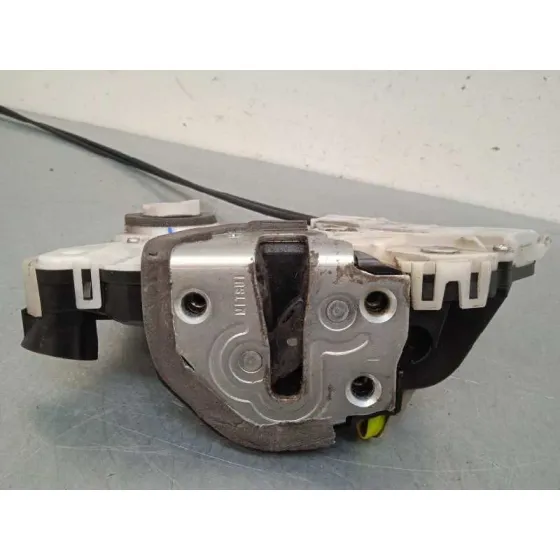 Cerradura Puerta Delantera Derecha para Toyota Yaris