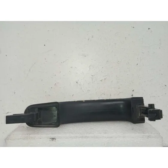 Maneta Exterior Delantera Izquierda para Ford Focus Berlina (Cap)