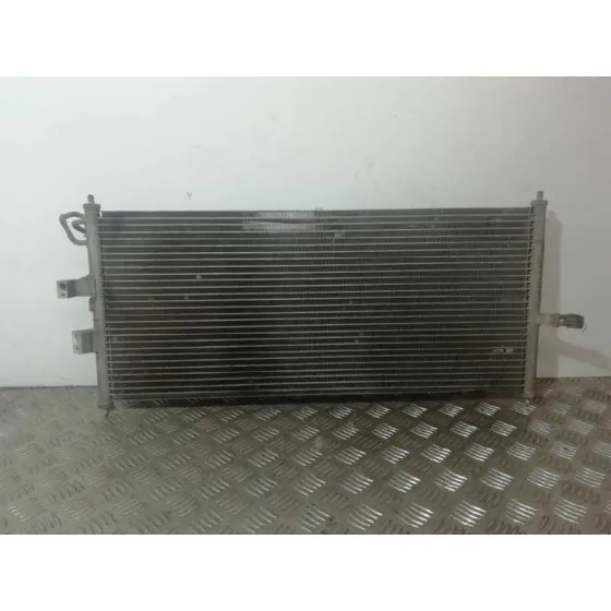 Condensador / Radiador Aire Acondicionado para Nissan Almera (N16/E)