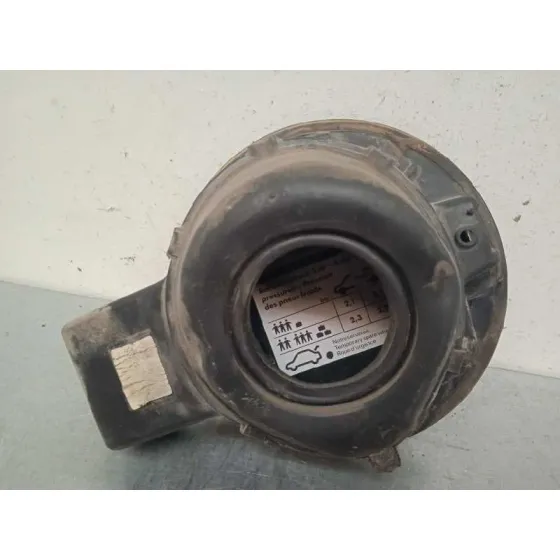 Tapa Exterior Combustible para Volkswagen Passat Berlina (3B2)