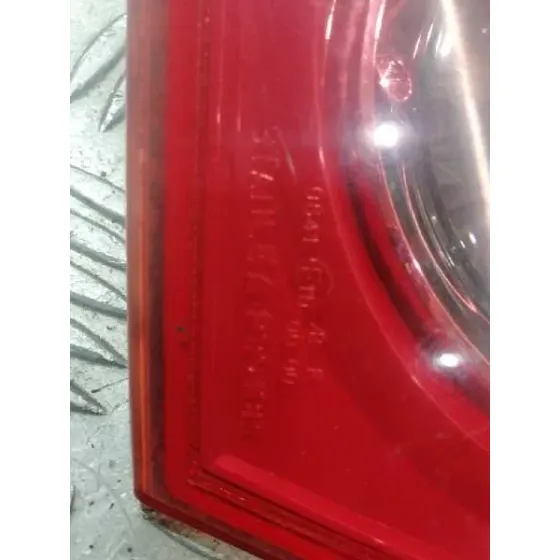 Piloto Trasero Derecho Interior para Mazda 3 Berlina (Bk)