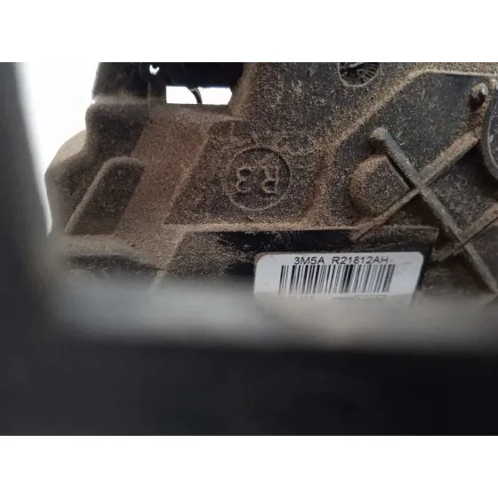 Cerradura Puerta Delantera Derecha para Ford Focus Berlina (Cap)