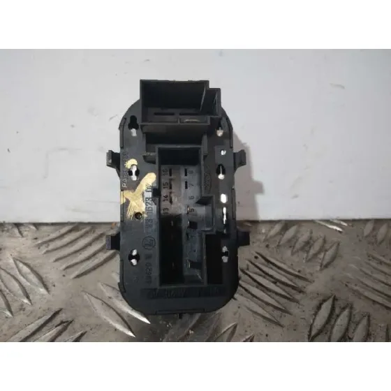 Mando Elevalunas Delantero Izquierdo para Ford Focus Berlina (Cak)