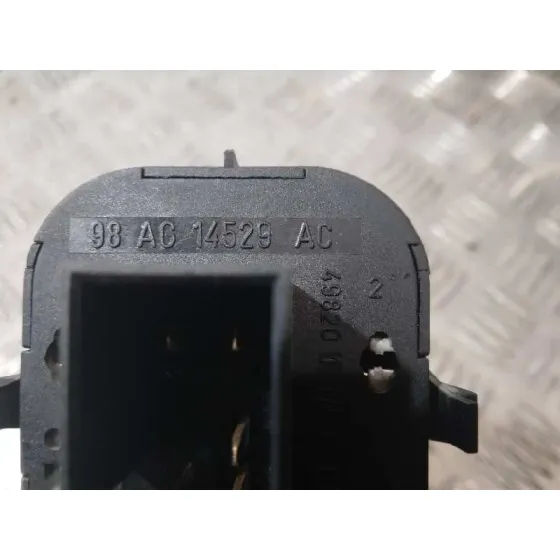 Mando Elevalunas Delantero Izquierdo para Ford Focus Berlina (Cak)