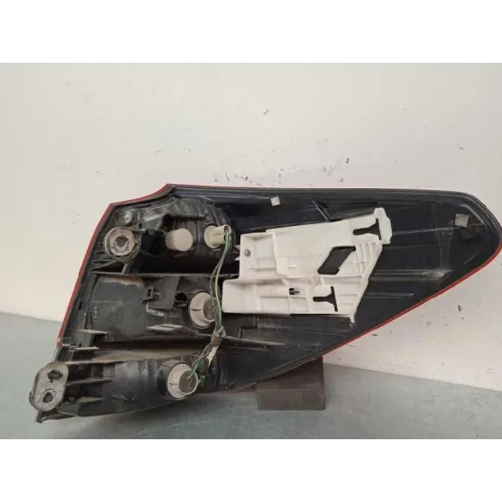 Piloto Trasero Izquierdo para Subaru Legacy Kombi/Outback B14