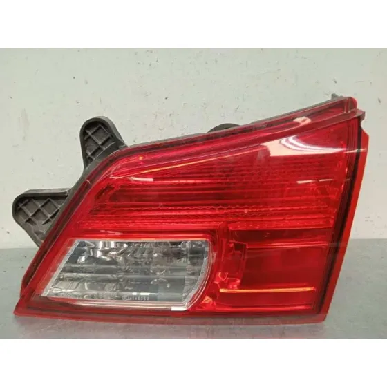 Piloto Trasero Derecho Interior para Subaru Legacy Kombi/Outback B14