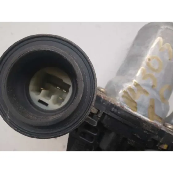 Elevalunas Trasero Derecho para Toyota Prius (Nhw20)