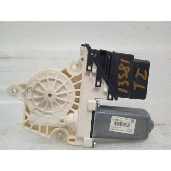 Motor Elevalunas Trasero Izquierdo para Volkswagen Passat Variant (3C5)