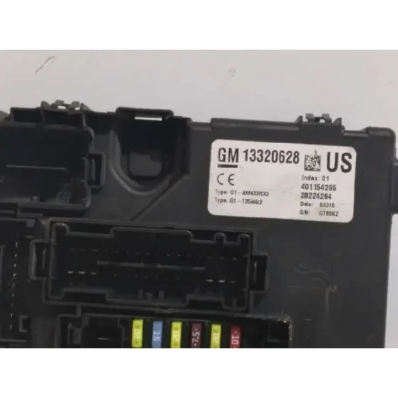 Caja Reles / Fusibles para Opel Corsa D