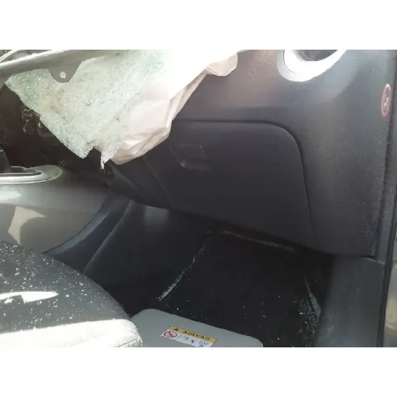 Guantera para Nissan Juke (F15)