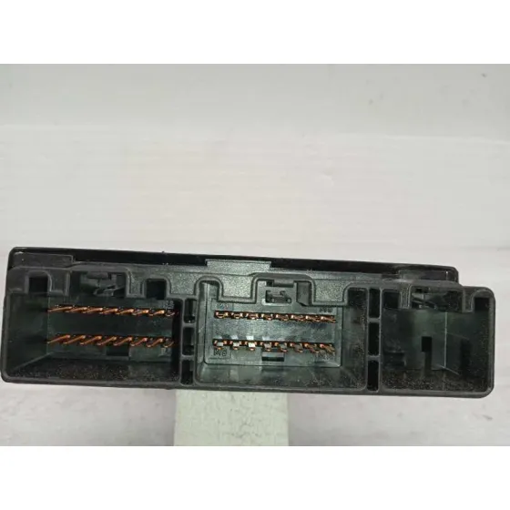 Modulo Confort para Ford Focus Berlina (Cak)