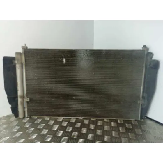 Condensador / Radiador Aire Acondicionado para Kia Carnival