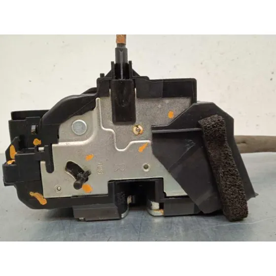 Cerradura Puerta Trasera Derecha para Nissan Juke (F15)