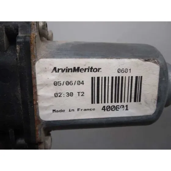 Elevalunas Delantero Izquierdo para Nissan Almera (N16/E)