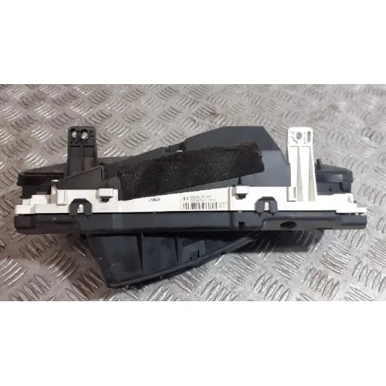 Cuadro Instrumentos para Toyota Yaris