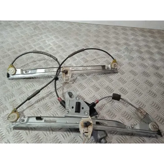 Elevalunas Delantero Izquierdo para Peugeot 206+