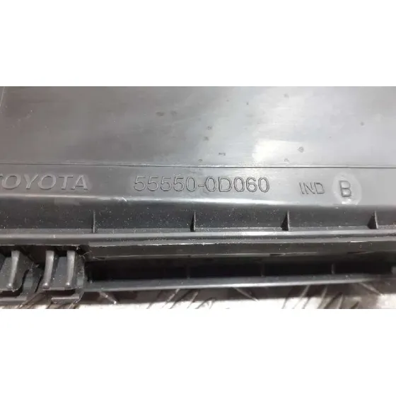 Guantera para Toyota Yaris